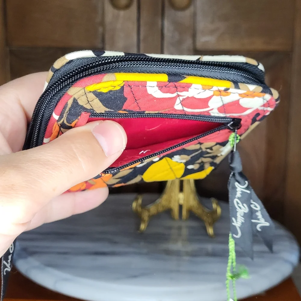 Vera Bradley Zip Zip Wallet - Picture 13 of 13